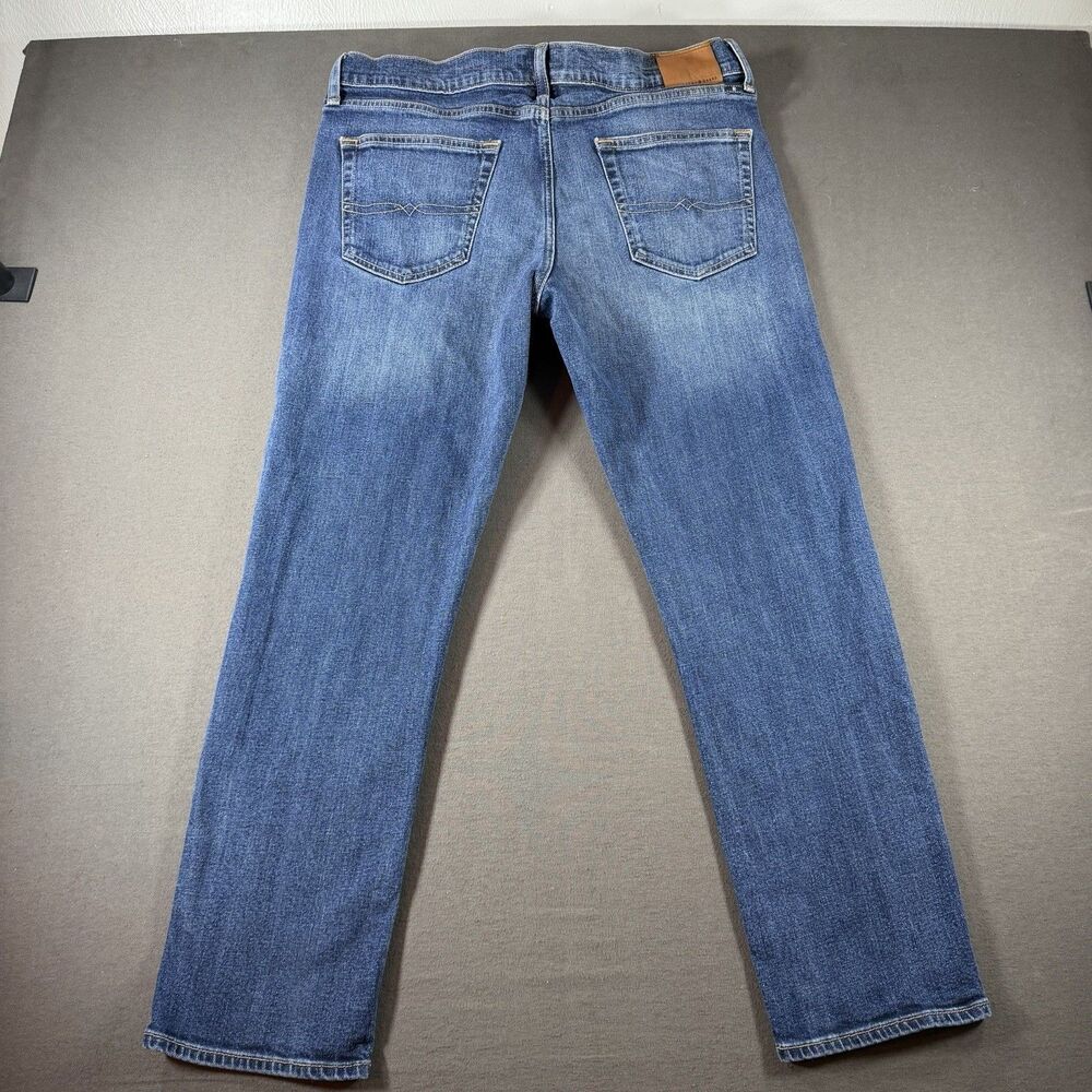 Lucky Brand Jeans Mens 38x30 410 Athletic Straight Fit Stretch Blue Denim Casual - Picture 2 of 10